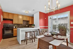 5715 Bramblegate Rd, Greensboro, NC 27409 - Photo 6