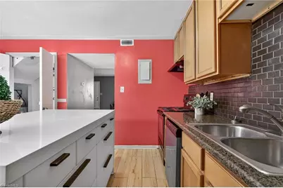 5715 Bramblegate Road #F, Greensboro, NC 27409 - Photo 12