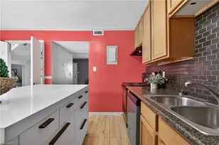 5715 Bramblegate Rd, Greensboro, NC 27409 - Photo 12