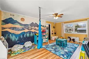 5722 Friendswood Dr, Greensboro, NC 27409 - Photo 20