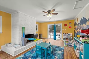 5722 Friendswood Dr, Greensboro, NC 27409 - Photo 18