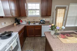 3934 Tarrant Trace Cir, High Point, NC 27265 - Photo 8