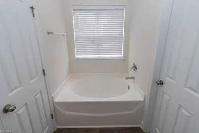 3934 Tarrant Trace Circle, High Point, NC 27265 - Photo 20