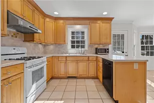 3512 Summerfield Ln, Winston-Salem, NC 27106 - Photo 10