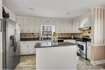 1901 Dorsett Street, Burlington, NC 27215 - Photo 8