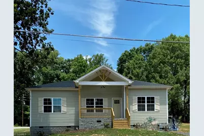 613 Kendall Street, Eden, NC 27288 - Photo 4