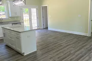 613 Kendall St, Eden, NC 27288 - Photo 10