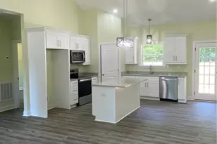 613 Kendall St, Eden, NC 27288 - Photo 12
