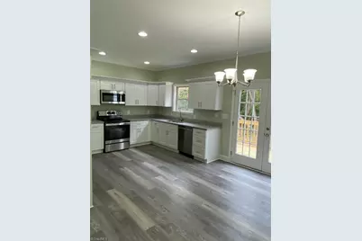 613 Kendall Street, Eden, NC 27288 - Photo 4