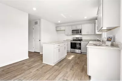 313 Aspen Place Court, Thomasville, NC 27360 - Photo 10