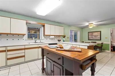 223 Wendy Oak Road, Reidsville, NC 27320 - Photo 16