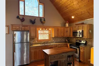 687 W Meadow Parkway, Moravian Falls, NC 28654 - Photo 16