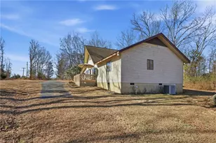 8015 E US Hwy 64, Thomasville, NC 27360 - Photo 18