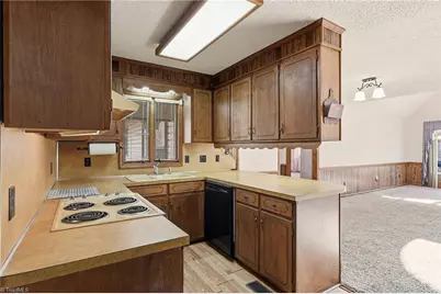 8015 E US Highway 64, Thomasville, NC 27360 - Photo 6