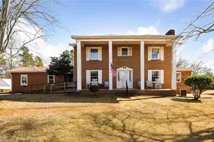 171 Lakey Dr, Mocksville, NC 27028 - Photo 1