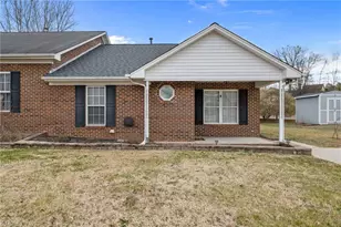 205A Mallard Creek Dr, Graham, NC 27253 - Photo 1