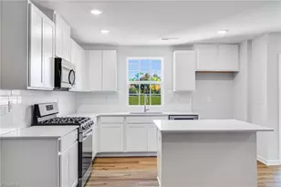 219 Plumtree Ct, King, NC 27021 - Photo 12