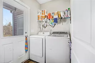 215 James St, Lexington, NC 27295 - Photo 12