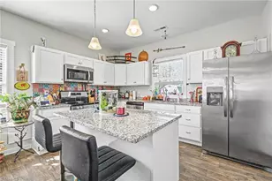 215 James St, Lexington, NC 27295 - Photo 4