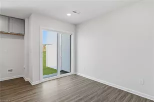 208 Plumtree Ct, King, NC 27021 - Photo 14