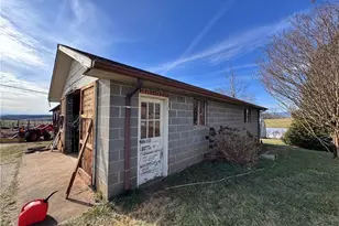 8660 Austin Traphill Rd, Traphill, NC 28685 - Photo 32