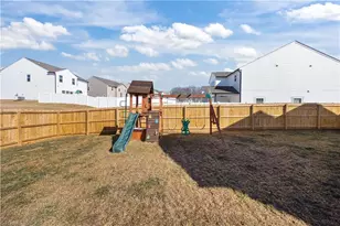 1714 Eagle Vw Dr, Kernersville, NC 27284 - Photo 32