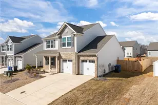 1714 Eagle Vw Dr, Kernersville, NC 27284 - Photo 2
