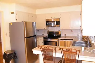 3501 Bates Dr, Winston-Salem, NC 27105 - Photo 10