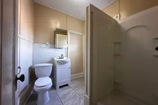 409 Cedar St, Greensboro, NC 27401 - Photo 10