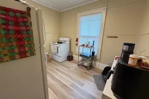 409 Cedar St, Greensboro, NC 27401 - Photo 6