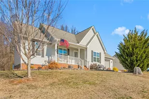 2549 Mary Viola Dr, Sophia, NC 27350 - Photo 2