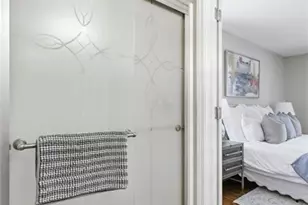 4285 Cedarcroft Ct, Greensboro, NC 27409 - Photo 16