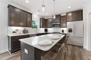 1434 Reading Ct, Burlington, NC 27217 - Photo 12