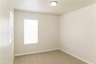 1107 Highstone Dr, Greensboro, NC 27406 - Photo 12