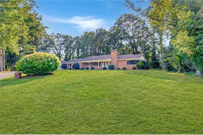 122 Pine Street, King, NC 27021 - Photo 2