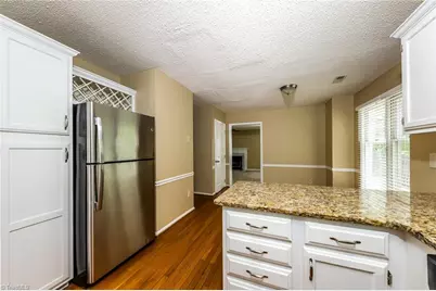 7141 Avenbury Circle, Kernersville, NC 27284 - Photo 8