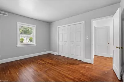 1415 Seminole Drive, Greensboro, NC 27408 - Photo 24