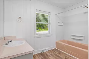 1415 Seminole Dr, Greensboro, NC 27408 - Photo 26