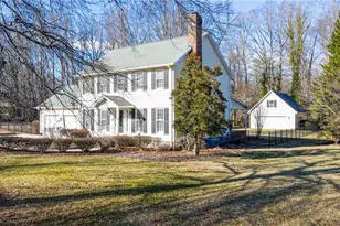 1004 Benton Ct, Reidsville, NC 27320 - Photo 2