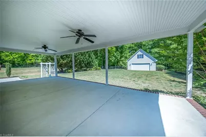 1004 Benton Court, Reidsville, NC 27320 - Photo 28