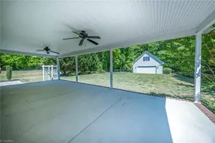 1004 Benton Ct, Reidsville, NC 27320 - Photo 28