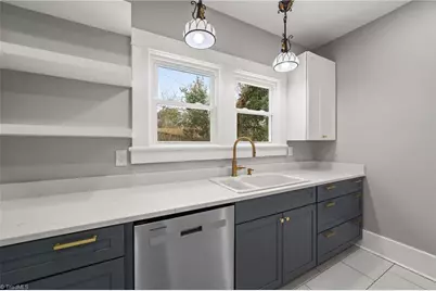 619 N Mendenhall Street, Greensboro, NC 27401 - Photo 14