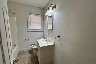 208 Wedgewood Dr, Jamestown, NC 27282 - Photo 4