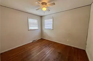 208 Wedgewood Dr, Jamestown, NC 27282 - Photo 6