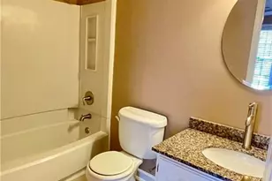 4536 Hamptonshire Dr, Raleigh, NC 27613 - Photo 12