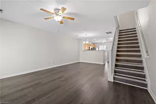 30 Peggy Sue Ct, Greensboro, NC 27407 - Photo 8