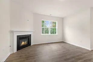 3010 Middle Creek Ln, Greensboro, NC 27405 - Photo 26