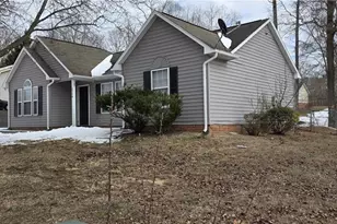 2714 Westgate Dr, High Point, NC 27265 - Photo 2