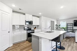 2949 Legacy Rdg Ln, Catawba, NC 28609 - Photo 16