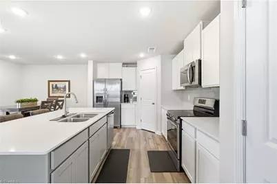 2949 Legacy Ridge Lane, Catawba, NC 28609 - Photo 18